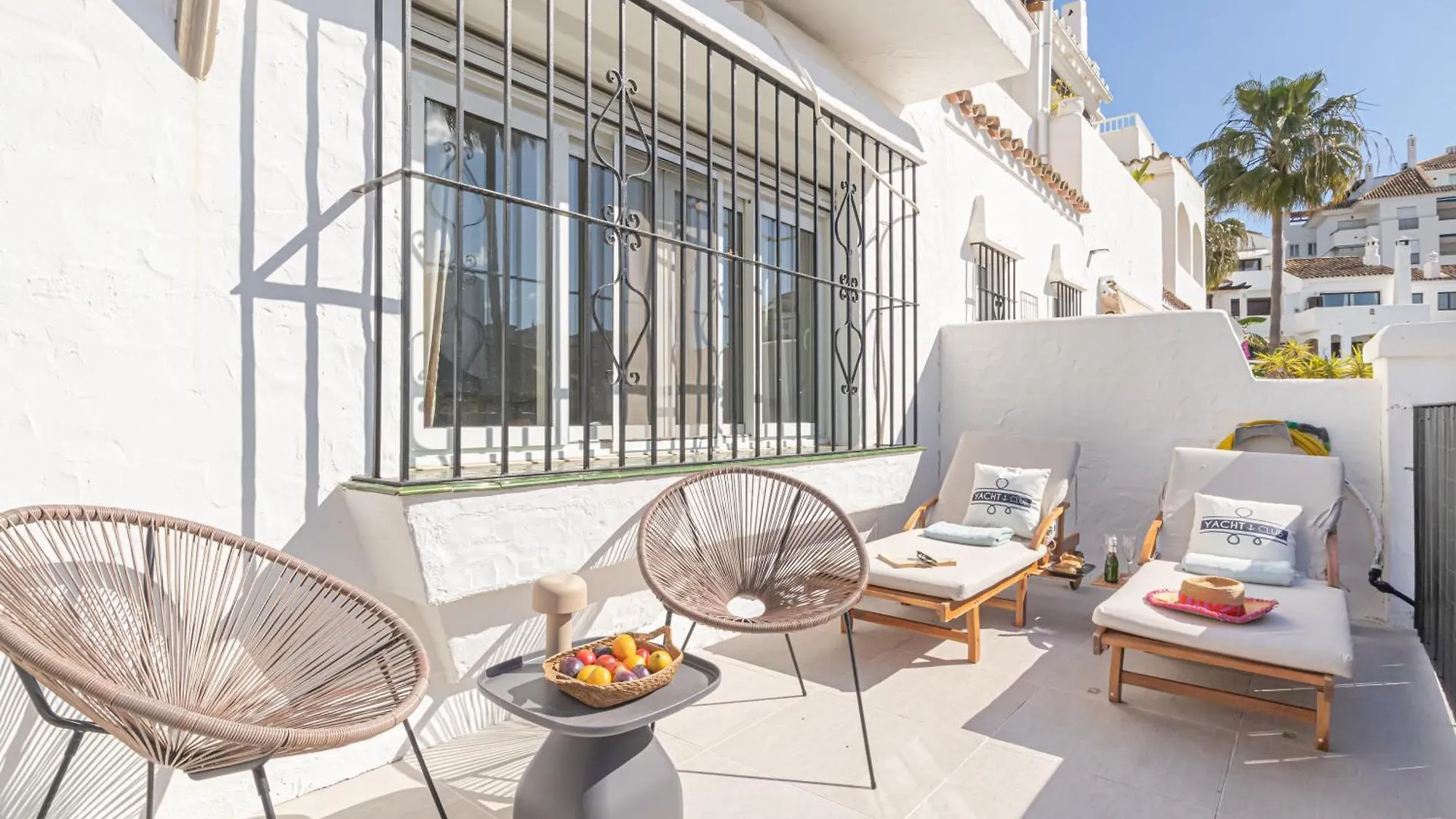 Puerto Banus Near La Sala By The Sea - Happy Rentals Marbella Appartement