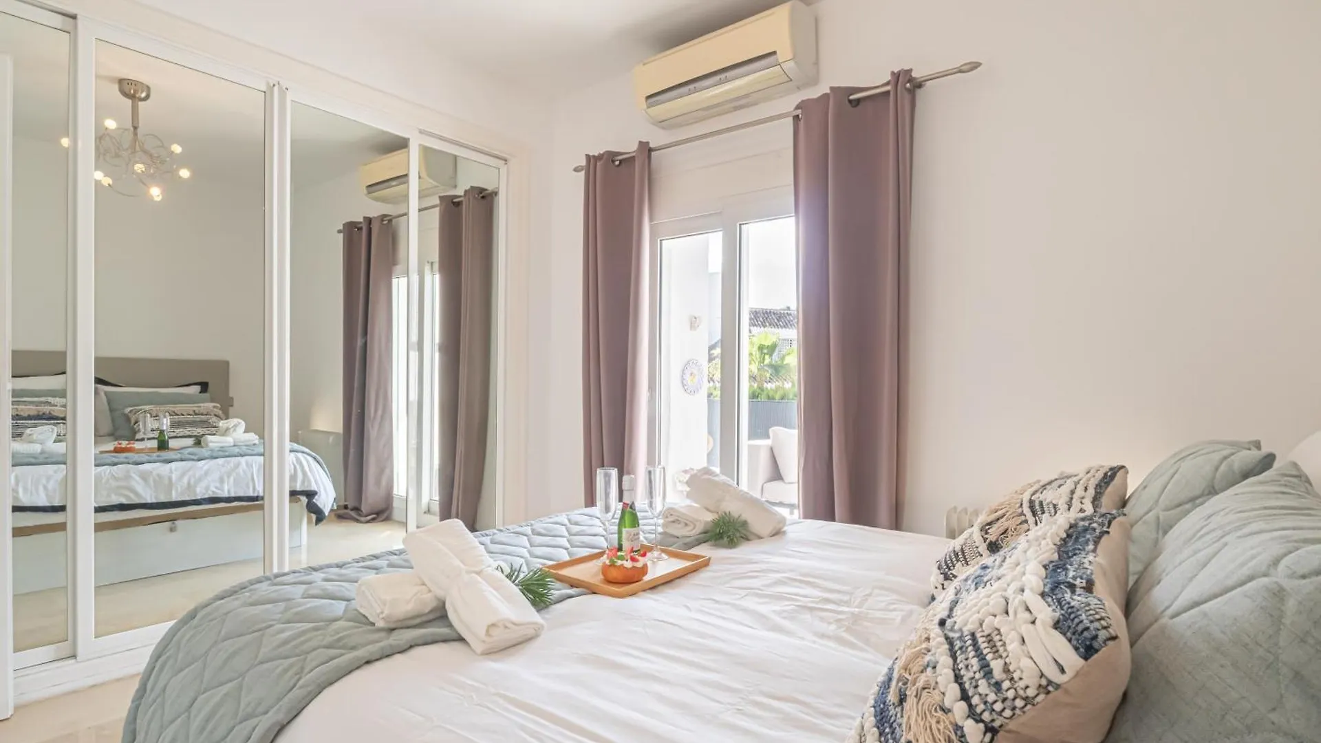 Puerto Banus Near La Sala By The Sea - Happy Rentals Marbella 0*,  Spanje